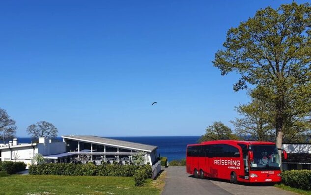 Reiseringbus in Bornholm beim Abildgaard Hotel - Blick auf das Meer.