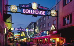 <p><span>Hamburger Stadtrundfahrten</span></p>