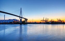 <p><span>Hamburger Stadtrundfahrten</span></p>