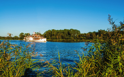 <p><span>Elbefahrt - Shanty Chor & Genuss</span></p>