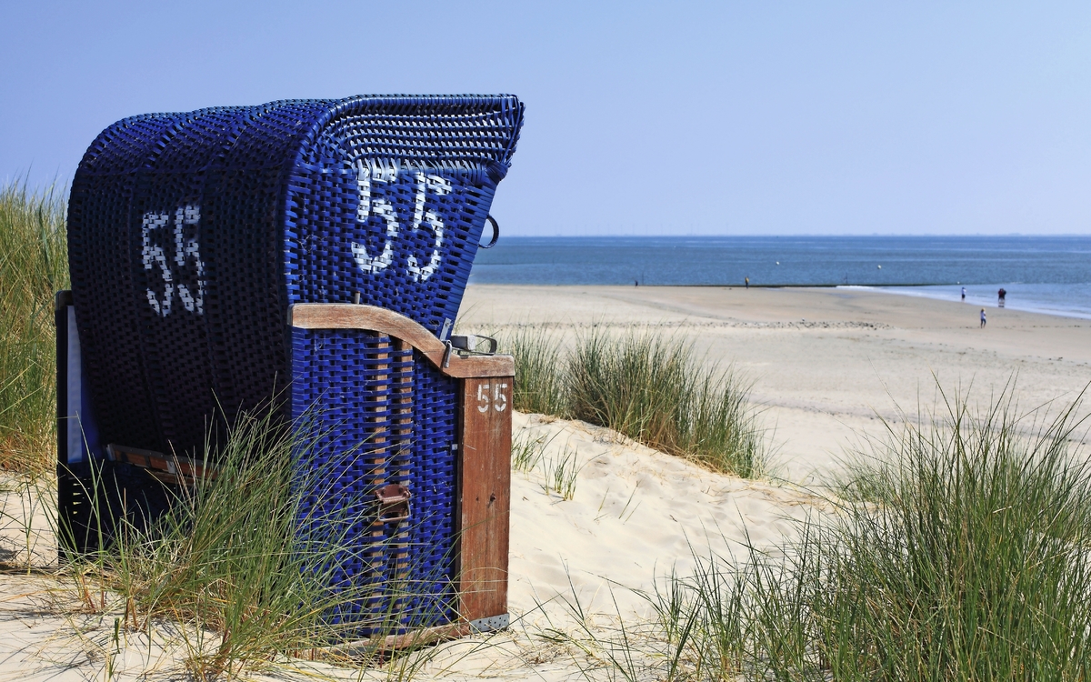 Strandkörbe auf der Insel Borkum