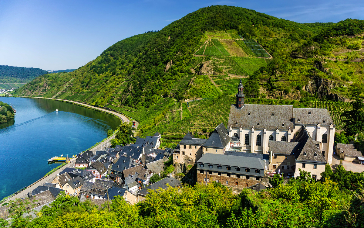 Luftaufnahme von Beilstein von der Burg Metternich