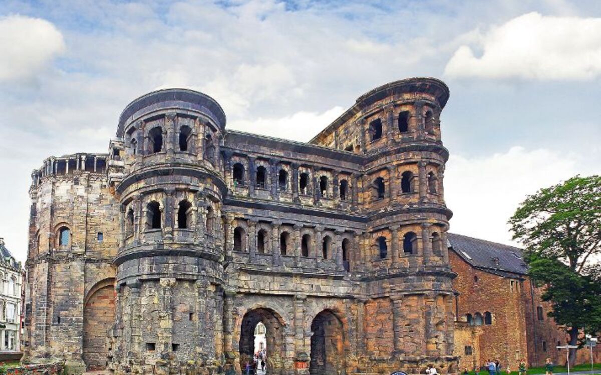 Porta Nigra: das schwarze Stadttor von Trier