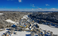 Luftbild von Möhren im Naturpark Altmühltal